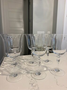 Crystal Clear Wine Glasses - Set of 6
